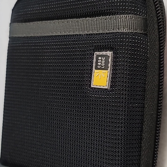 Case Logic NGC-1 Nintendo DS Game Case (Black) - Picture 6 of 6